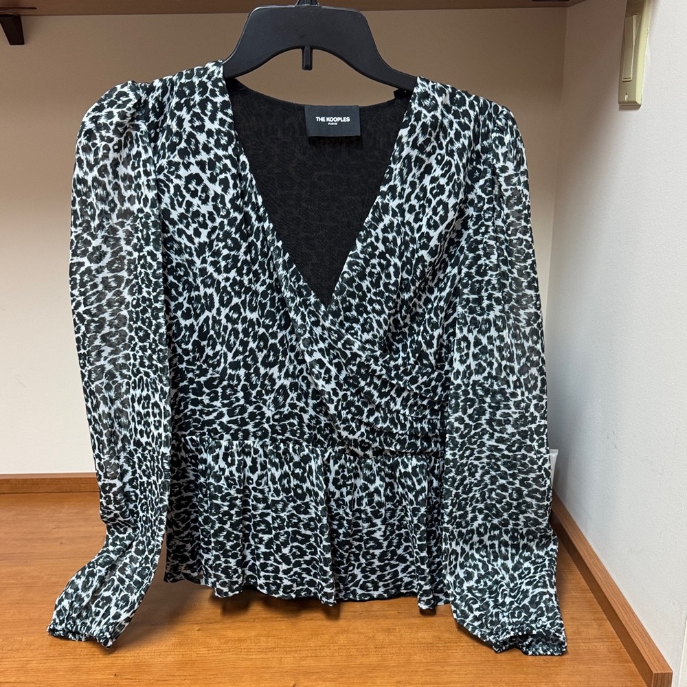 The Kooples Women Black V-Neck Leopard Metallic Long-Sleeve Top Size 2 US M